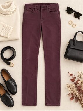 Old Navy Straight Leg Jeans in Deep Wine